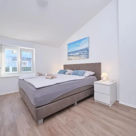 Fuer 4 Personen Ca- 65 M² In Mastrinka- Adriakueste Kroatien - Kroatische Ins By Interhome *