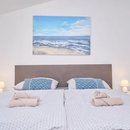 Διαμέρισμα Fuer 4 Personen Ca- 65 M² In Mastrinka- Adriakueste Kroatien - Kroatische Ins By Interhome
