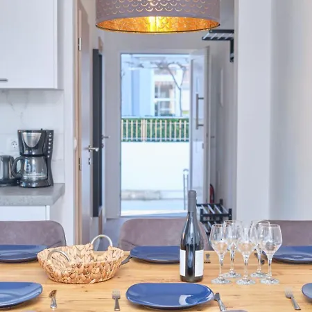 Fuer 4 Personen Ca- 65 M² In Mastrinka- Adriakueste Kroatien - Kroatische Ins By Interhome