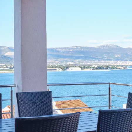 Διαμέρισμα Fuer 4 Personen Ca- 65 M² In Mastrinka- Adriakueste Kroatien - Kroatische Ins By Interhome
