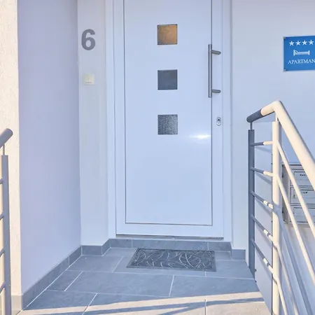 Fuer 4 Personen Ca- 65 M² In Mastrinka- Adriakueste Kroatien - Kroatische Ins By Interhome Διαμέρισμα *